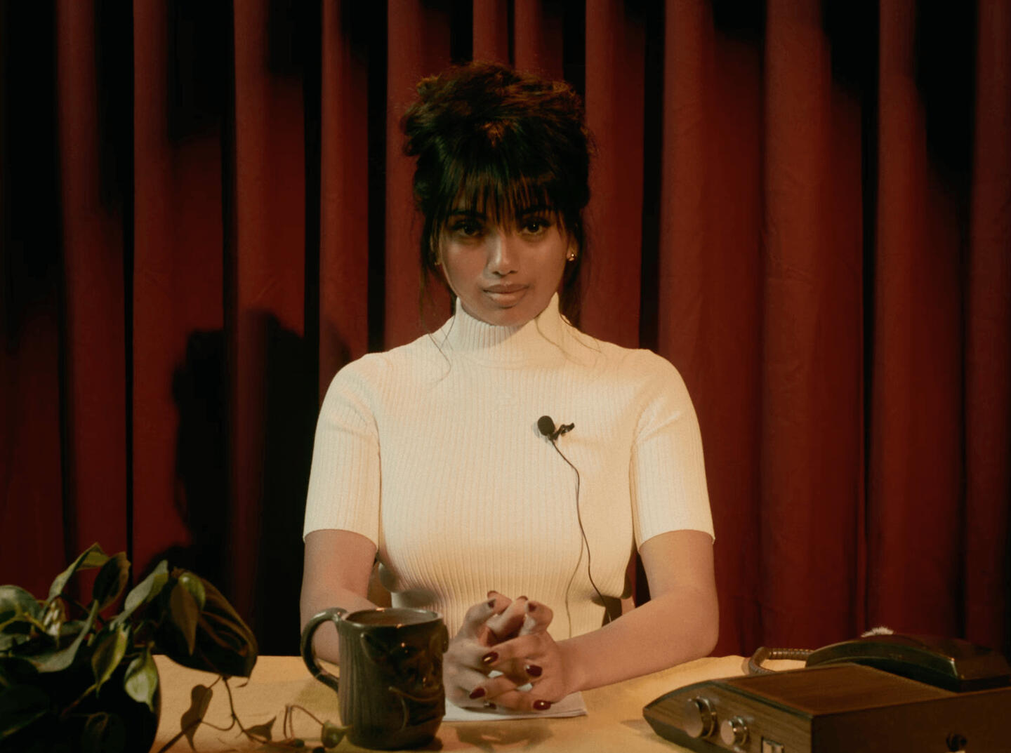 Quarters - STAR (Music Video) Quarters - STAR (Music Video)